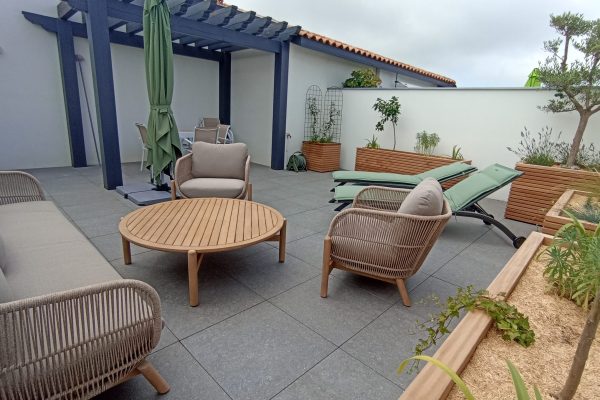 Aménagement d'une terrasse en attique par Marion Cintré