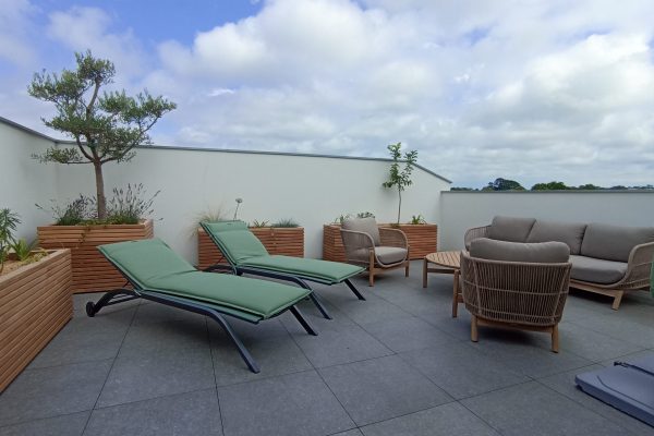 Aménagement d'une terrasse en attique par Marion Cintré